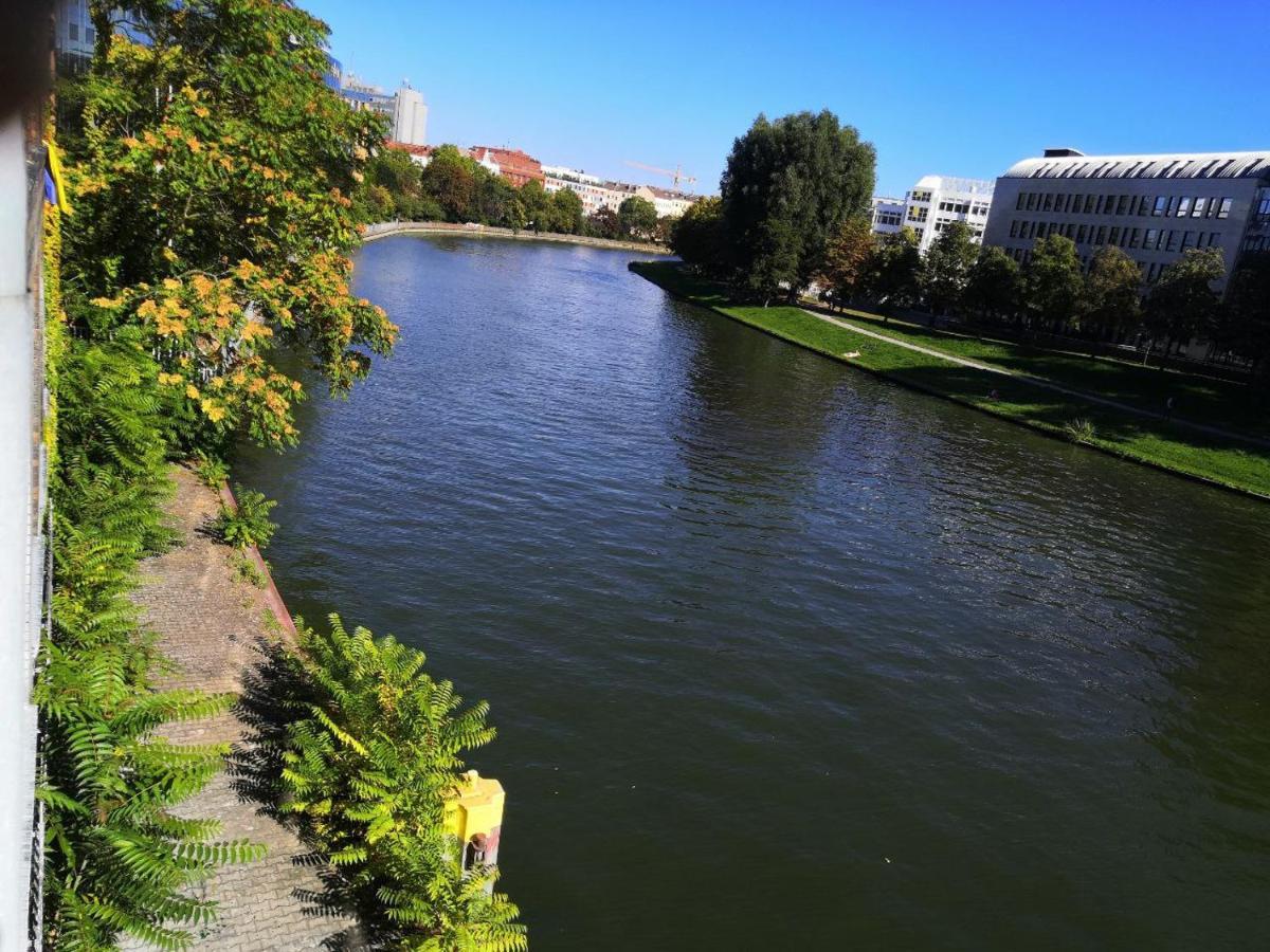 200Qm Loft For Friends And Family - On The Spree! Διαμέρισμα Βερολίνο Εξωτερικό φωτογραφία